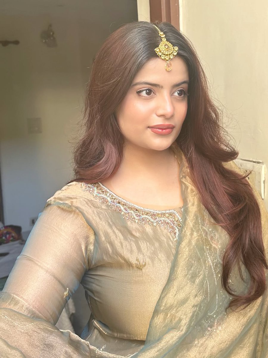 This tissue suit deserves its own spotlight ✨