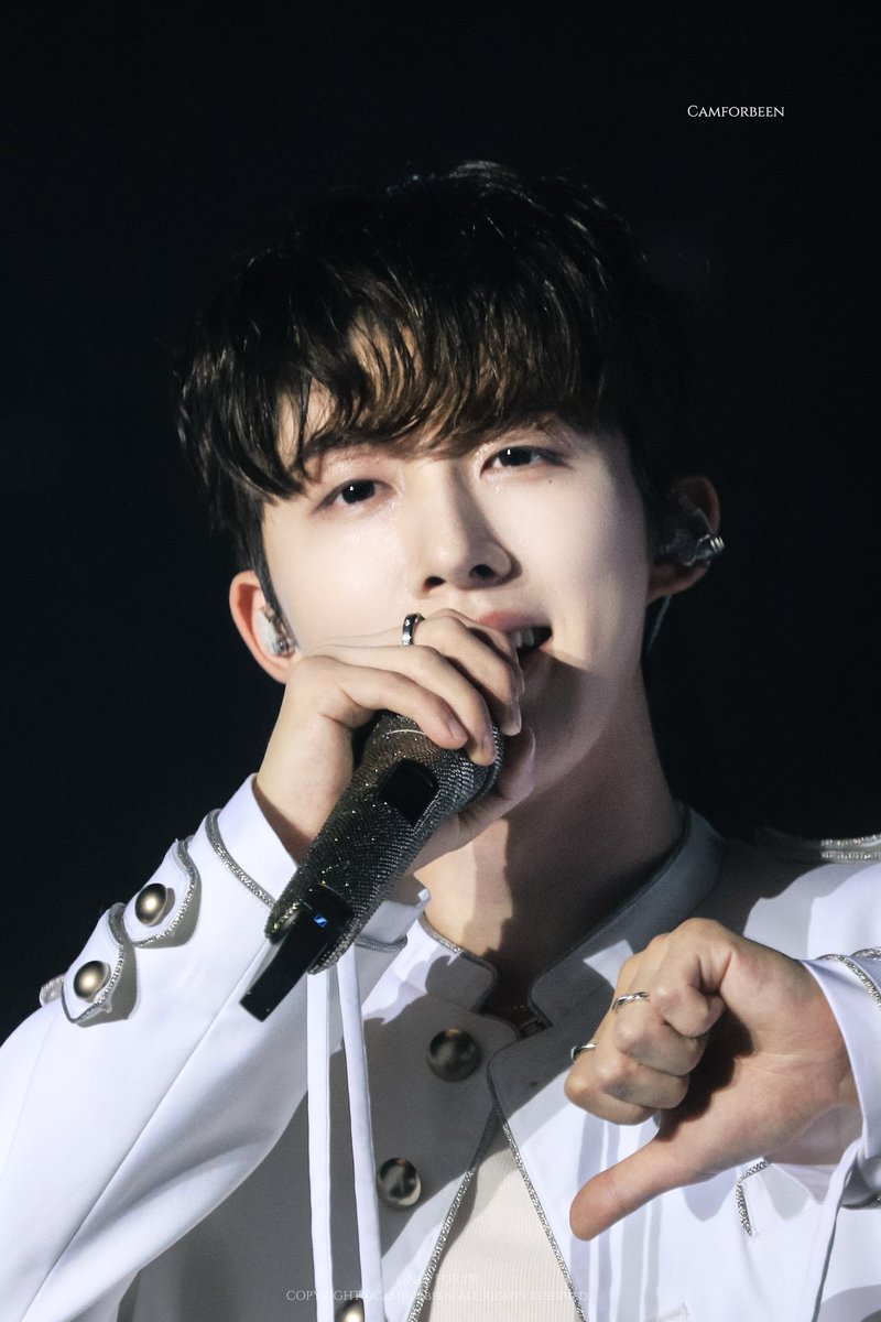 camforbe1n22's tweet photo. 260207 TLP ENCORE BKK 🇹🇭

#김한빈 #비아이 #BI #2026THELASTPARADEENCOREINBANGKOK https://t.co/5dKQlcRV1v