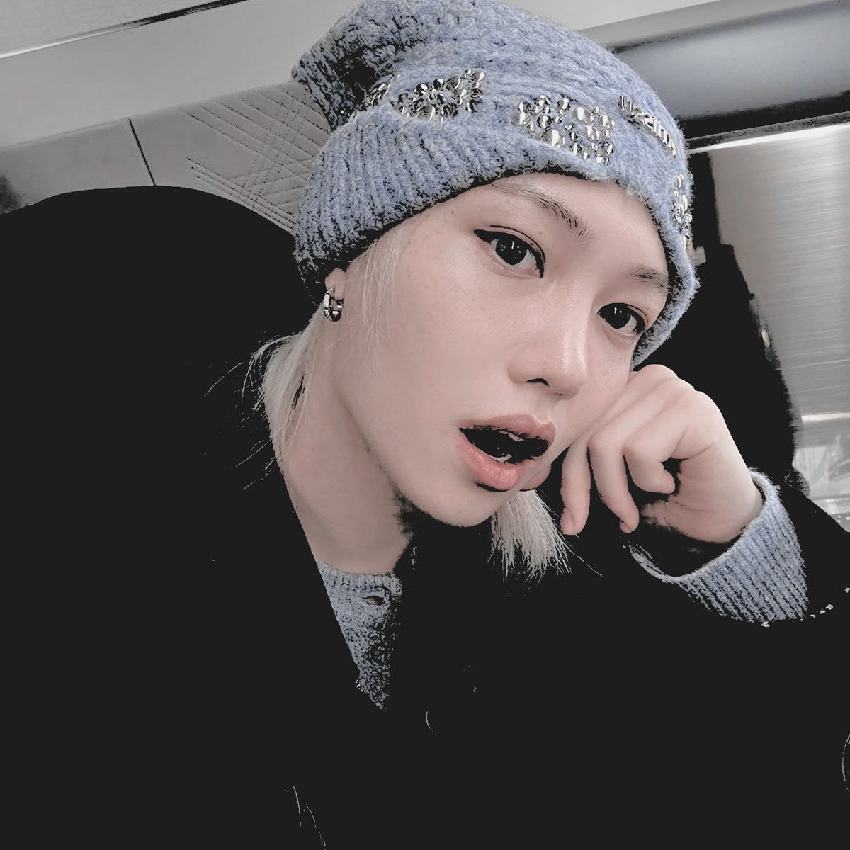  𝓳。 🎸 tweet media