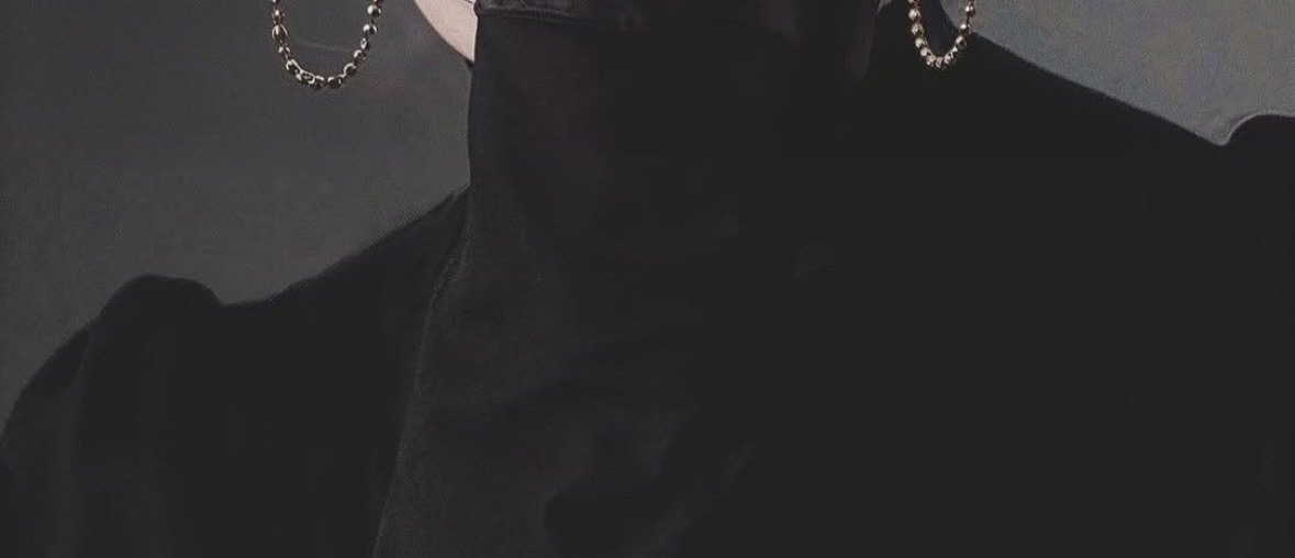 Tap the post to see big surprise