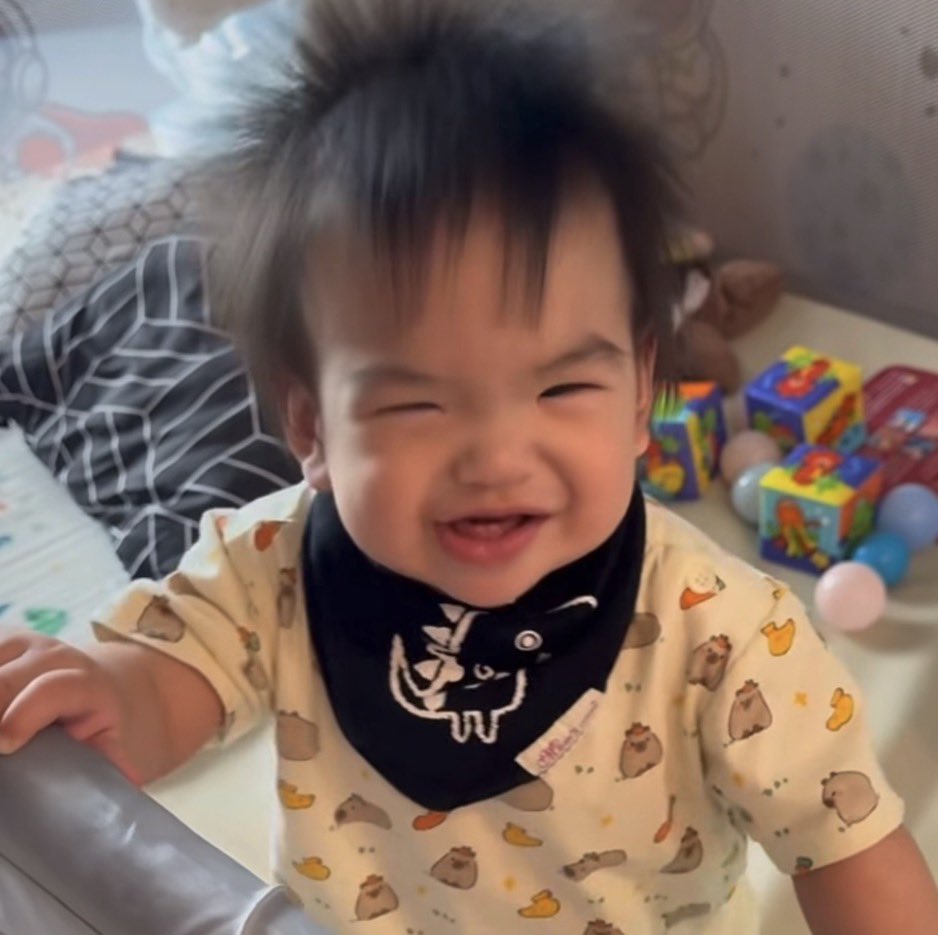 เอ็นดูฟัน 2 ซี่ของนางว่ะ5555555555555