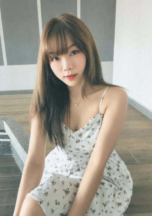 pendylimx's tweet photo. 穿了裙子就能做你的小公主吗 https://t.co/pZByRiU3Yh