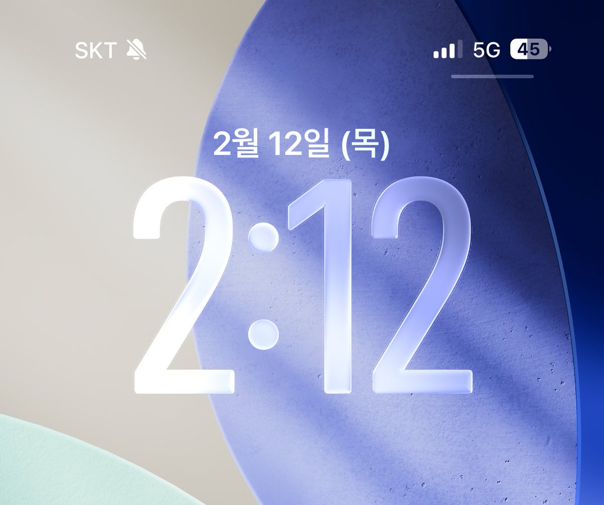 nozeology's tweet photo. 노제 노지혜 지혜야 생일 축하해요💙 https://t.co/rYDgtR8vma