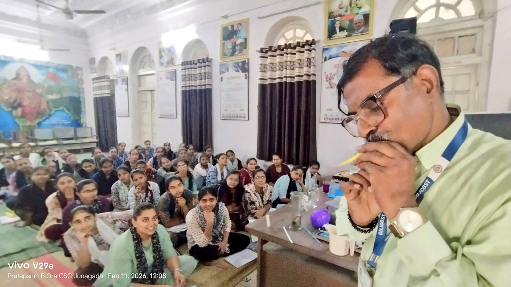 CscJunagadh's tweet image. We got the opportunity to nsd celebrate @dietJunagadh. Organized #IPawareness session and discussed how #Science shapes our daily lives and future opportunities. We also do some #activities to promote #Superstition_Awareness, question blind beliefs.@InfoGujcost @narottamsahoo