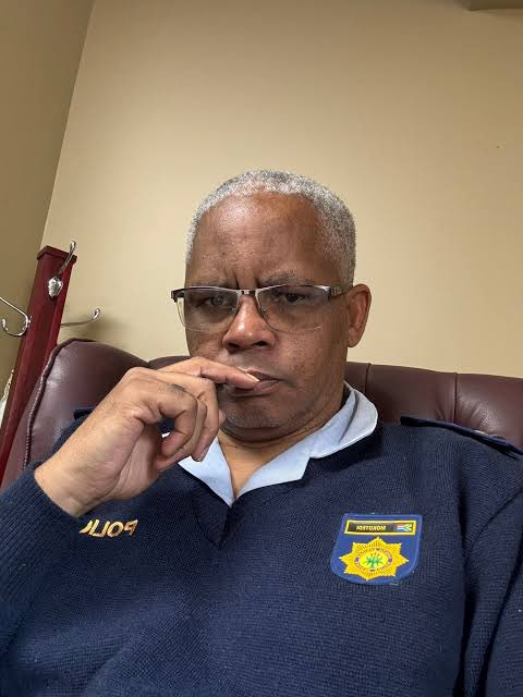 Paul O’Sullivan: I am completely unqualified.
Me (Prince Mokotedi): I completed the following:-
1. BA (Franklin and Marshall College)
2. BA (Police Science) UNISA
3. LLB (UNISA)
4. Post Grad Diploma Social Science (University of Stellenbosch)
5. Master of Philosophy (University