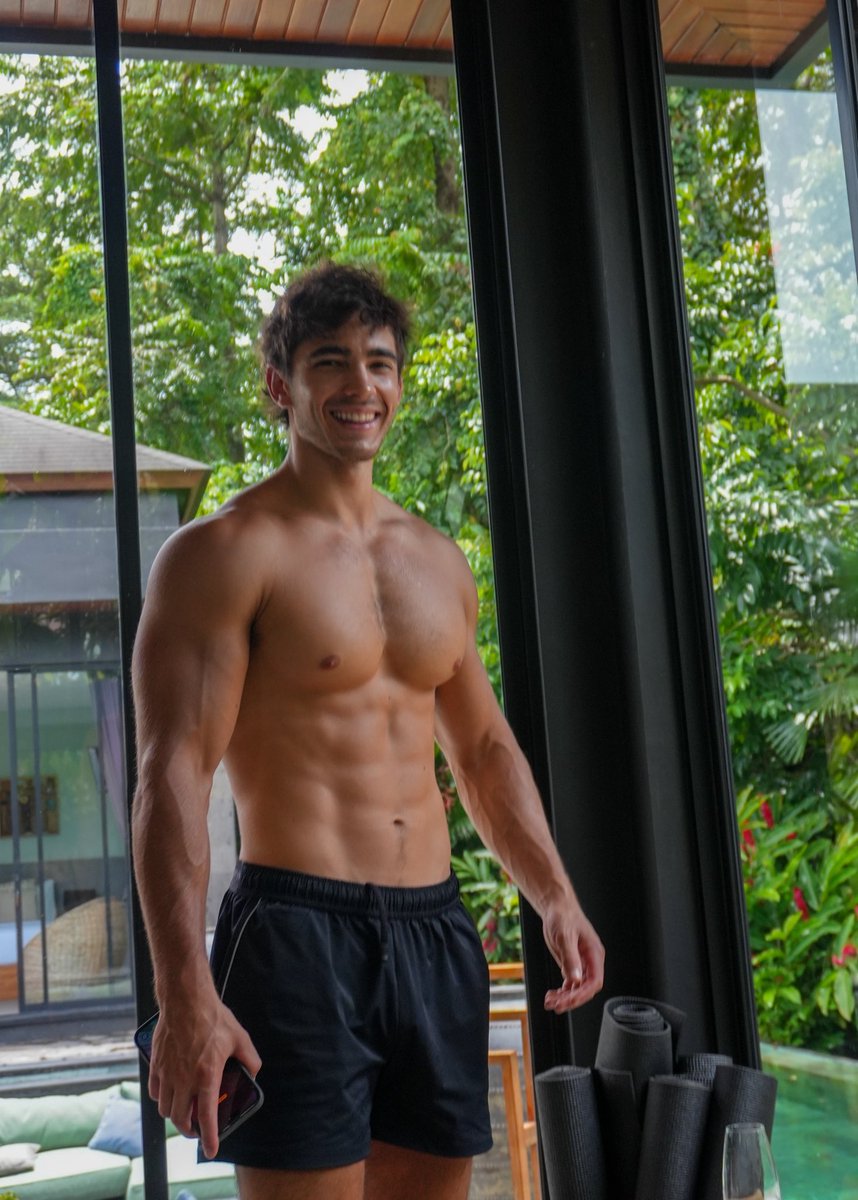 Kyle Kuznik tweet media