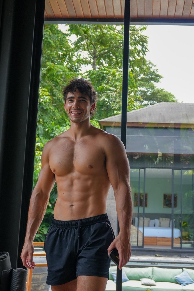 Kyle Kuznik tweet media