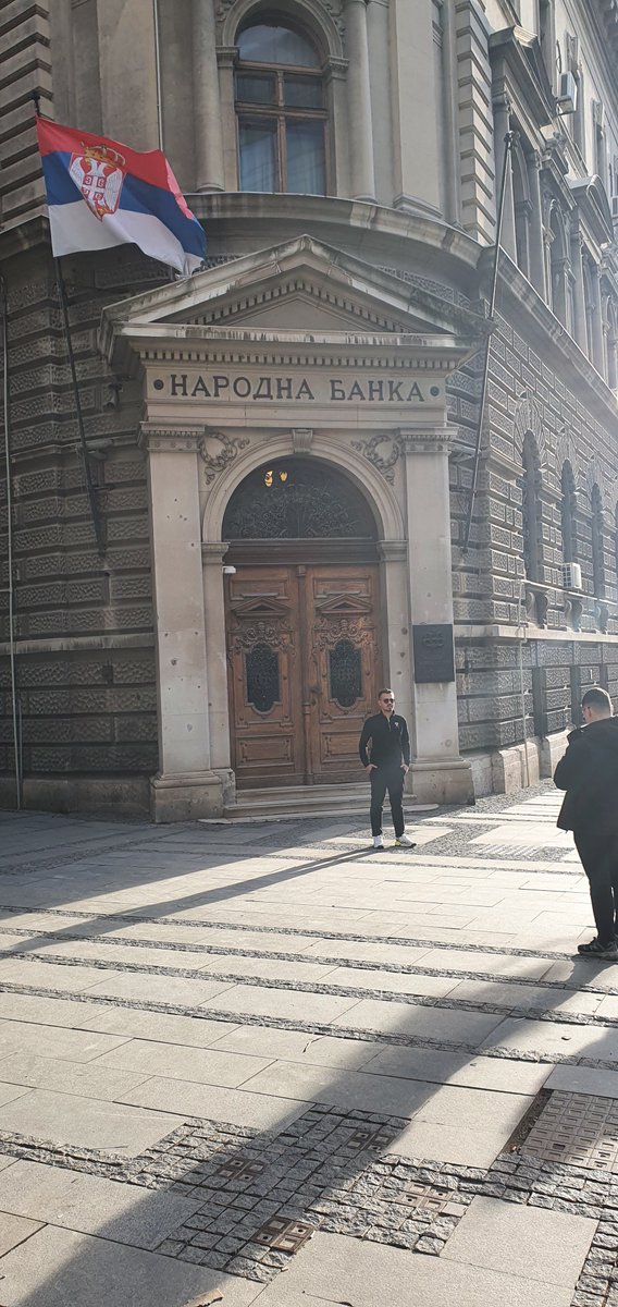 FalcoAlexs's tweet photo. У Београду је топло и сунчано. https://t.co/ksdI3ddBQI