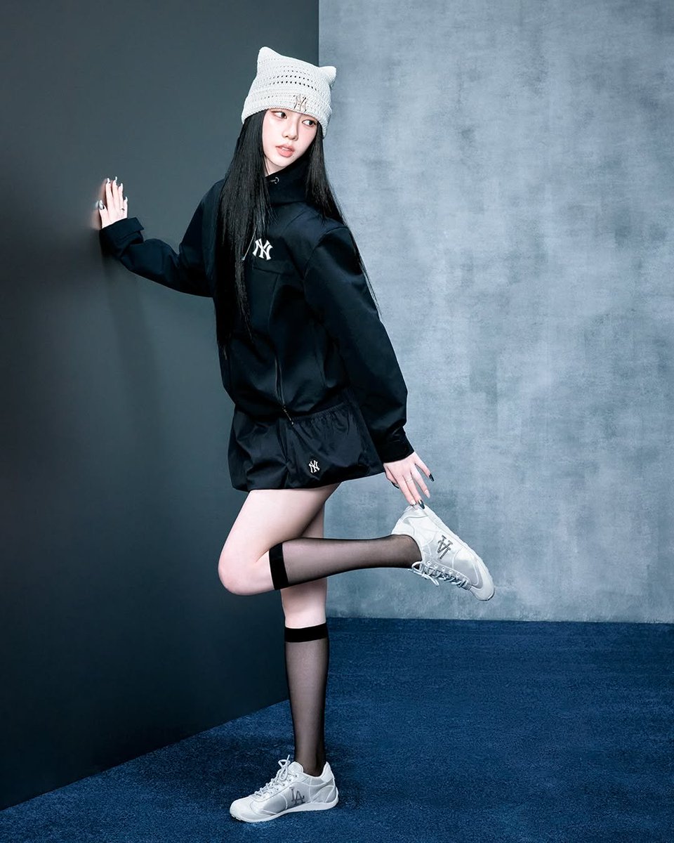 KARINA BASE tweet media