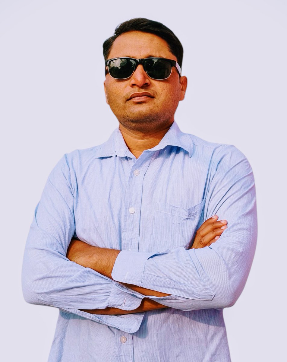 अकेले हम सिर्फ एक तिनका हैं, साथ मिलकर वो झाड़ू जो गंदगी साफ कर दे। 🧹 संगठन हमारे हक की वो दहाड़ है जिसे कोई दबा नहीं सकता। जब तक बिखरे हैं, हम कमजोर हैं; एक सूत्र में बंधे, तो जीत हमारी होगी। आइये जुड़िए! 🙏 #Karauli #Ekta #Justice" #जय_श्री_राम #जय_भीम #जय_संविधान #राजस्थान 👍