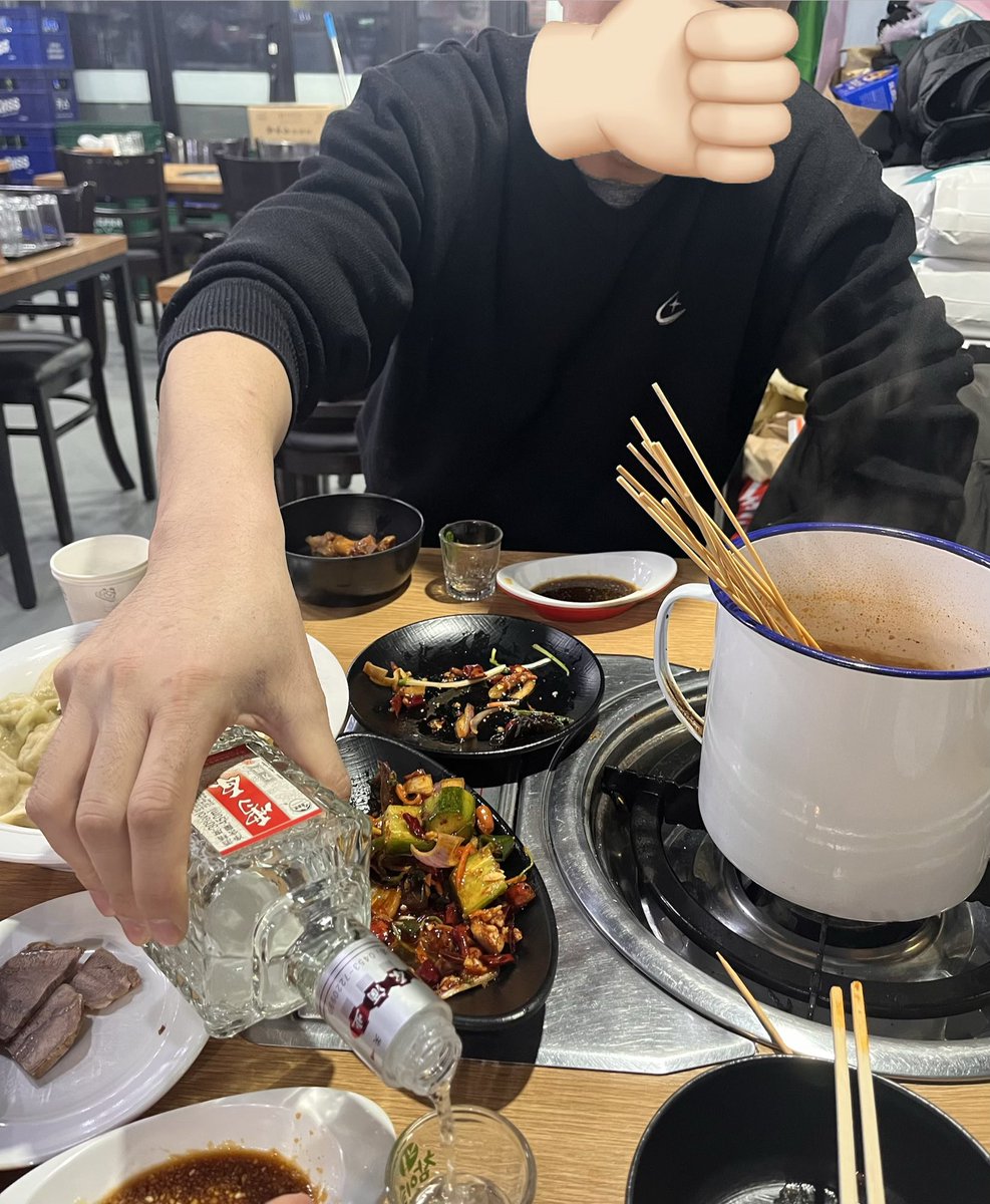 둥실부부 tweet media