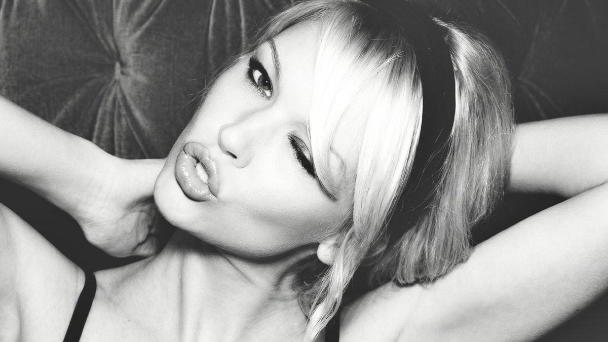 pinkfridaygirls's tweet photo. https://t.co/AZc4R4aCX5