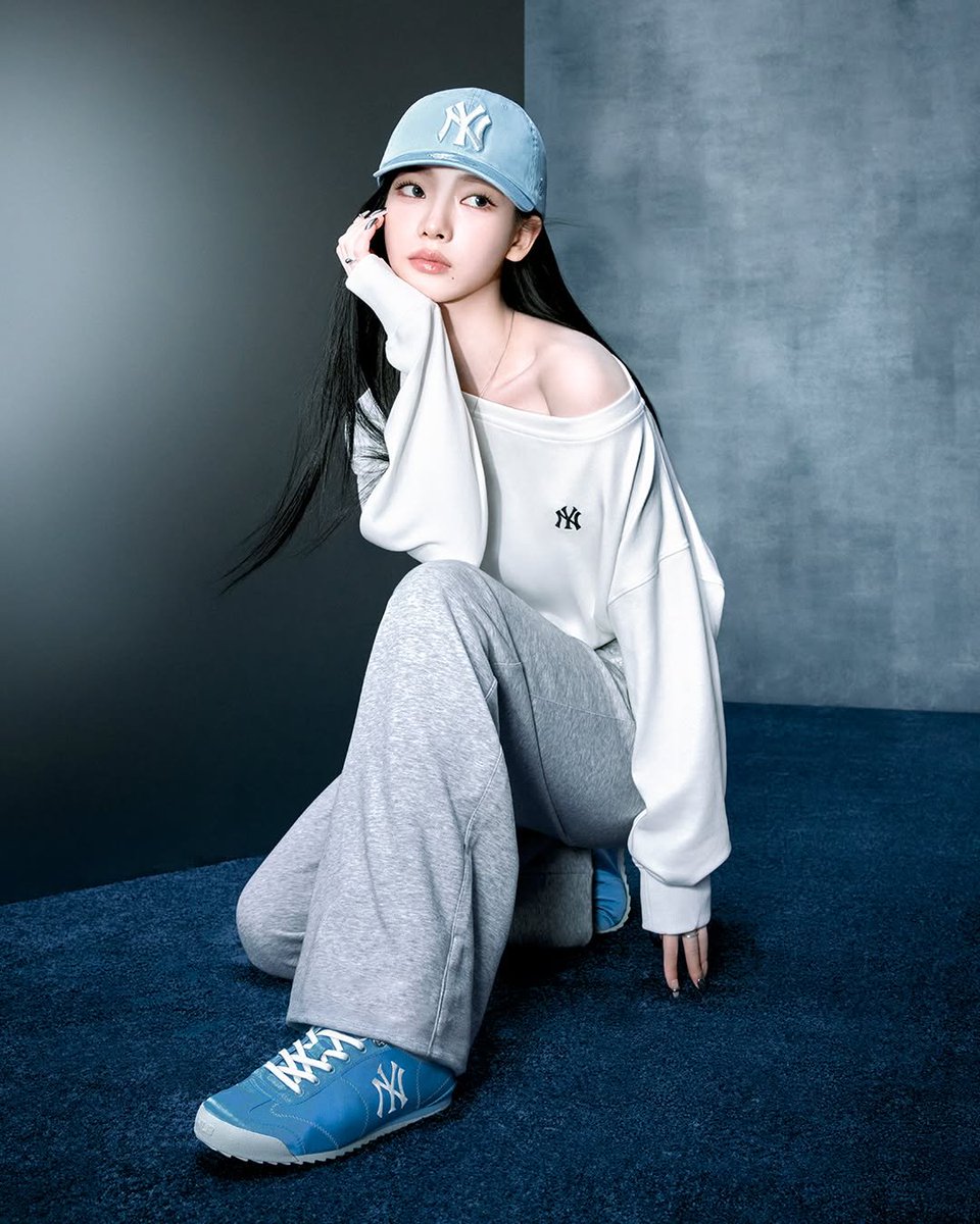 KARINA BASE tweet media