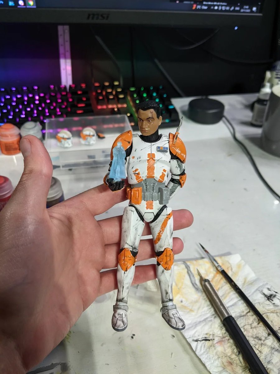 JediCollecting's tweet photo. Commander Cody by @bebb.art!
#StarWars #CommanderCody https://t.co/Tq9uRCSqFG