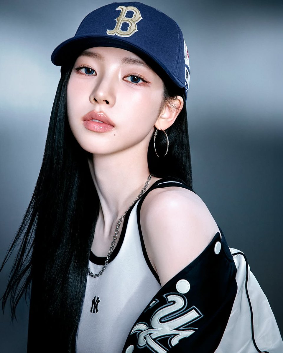 KARINA BASE tweet media