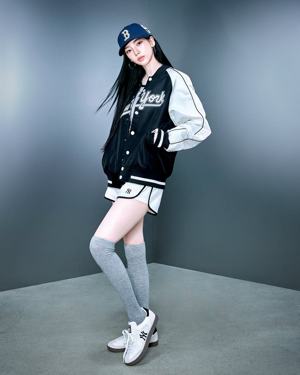 KARINA BASE tweet media