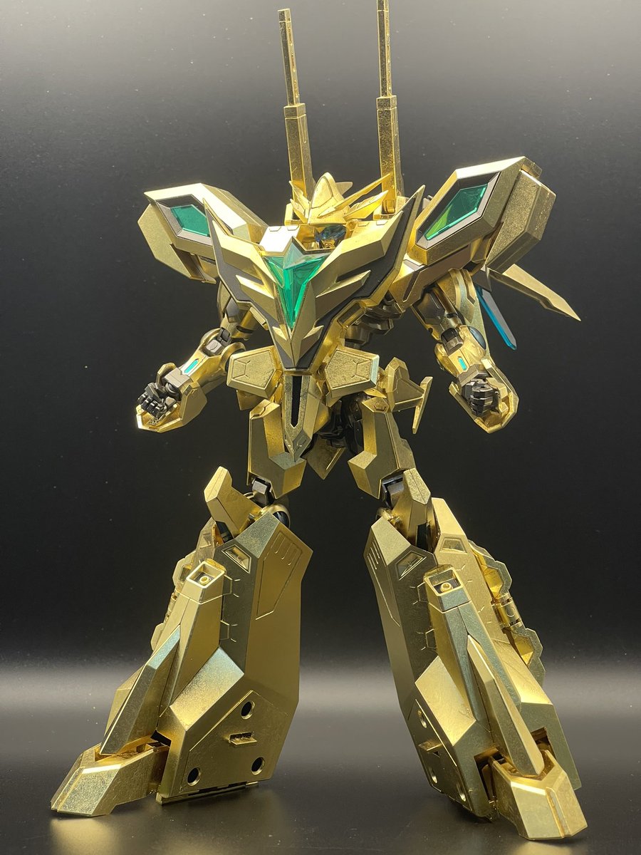 RT @tkmotsu1: 純金箔押しバーンブレイブビッグバーン (合体後)完成