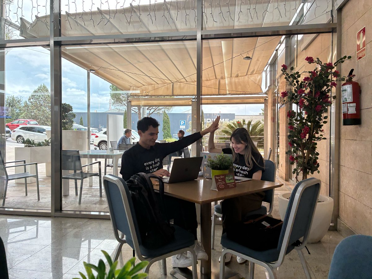 WeAre_Apptimist's tweet photo. What a great day attending @BNI_official_pg  meeting with the new team members - Mel, Leo and @martianev  🙌🙌 https://t.co/whKybX8cde