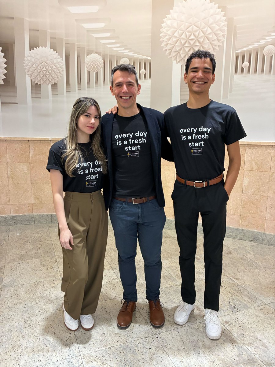 WeAre_Apptimist's tweet photo. What a great day attending @BNI_official_pg  meeting with the new team members - Mel, Leo and @martianev  🙌🙌 https://t.co/whKybX8cde