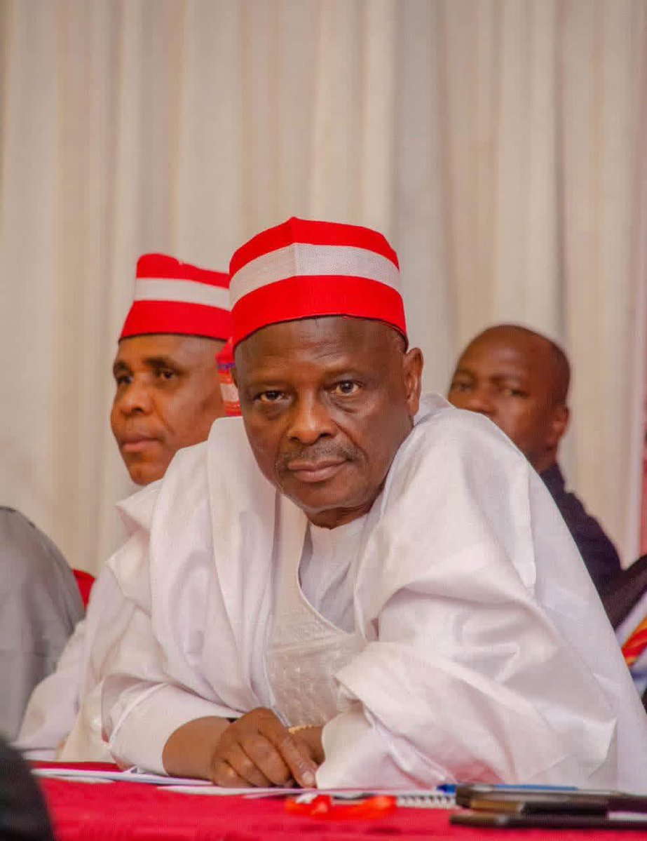 Hasbunallahu Allahu ga kwankwaso 
Hasbunallahu Allahu ga kwankwaso
Hasbunallahu Allahu ga kwankwaso