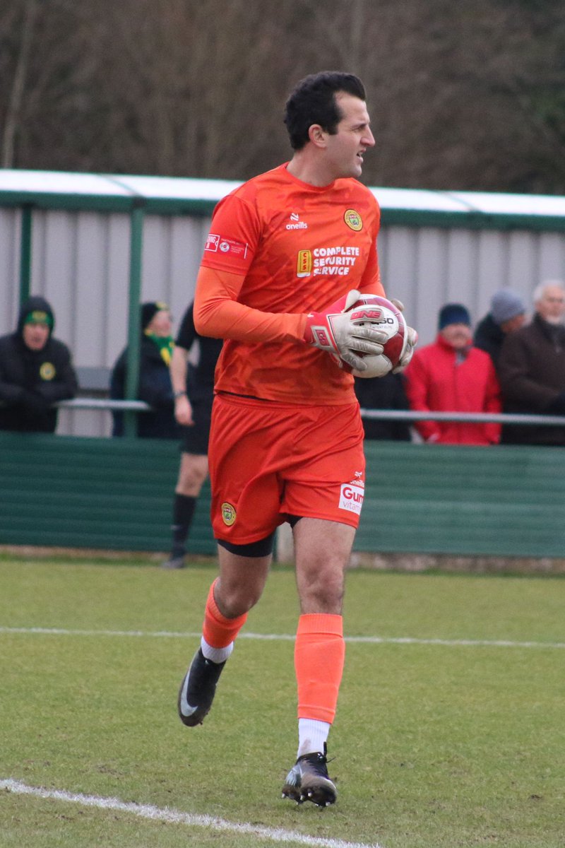 ⚽️🧤 | MERSIN BACK FOR GOOD 

We are pleased to confirm the permanant signing of Yusuf Mersin from Hyde United. Yusuf had a short period on loan with the Linnets last month before being recalled however recent resturcture at Hyde as brought the opportunity to sign Yusuf on a full
