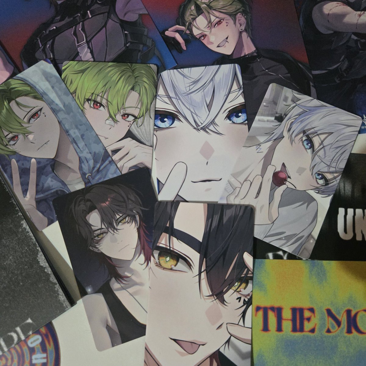 🥔 감자실종사건 🥔
그래두 앨범 일러두 그렇고 
여러모로 마니 ㅇㅣ쁘다요 ⌯'Ⱉ'⌯