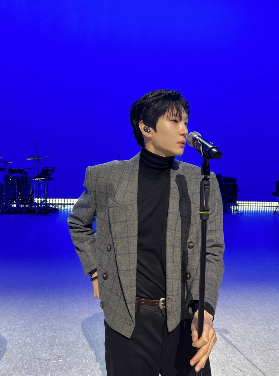 OfficialJTW_LEO's tweet photo. https://t.co/C4BEeiCPmW