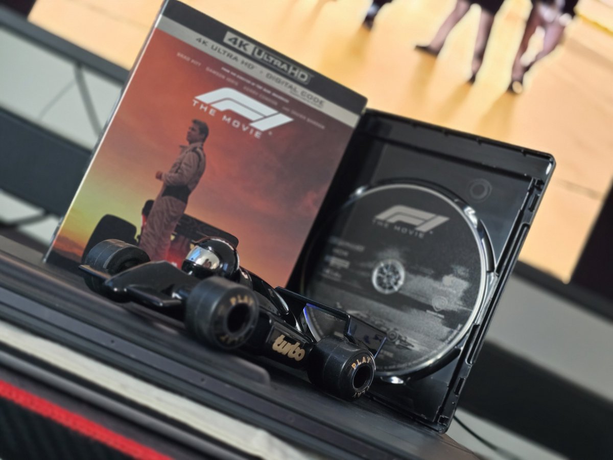 gururajYsawant's tweet image. Heyyy peeps, finally added #F1TheMovie to my library , thanks to @AshHomeVideos for this 4K Blu-ray and the surprise collectible with it. 
And it's a genuine product ✨️ 
If you want to purchase this or #Titanic 4K Blu-ray do check the page.
🫶 Thanks ASH ✨️