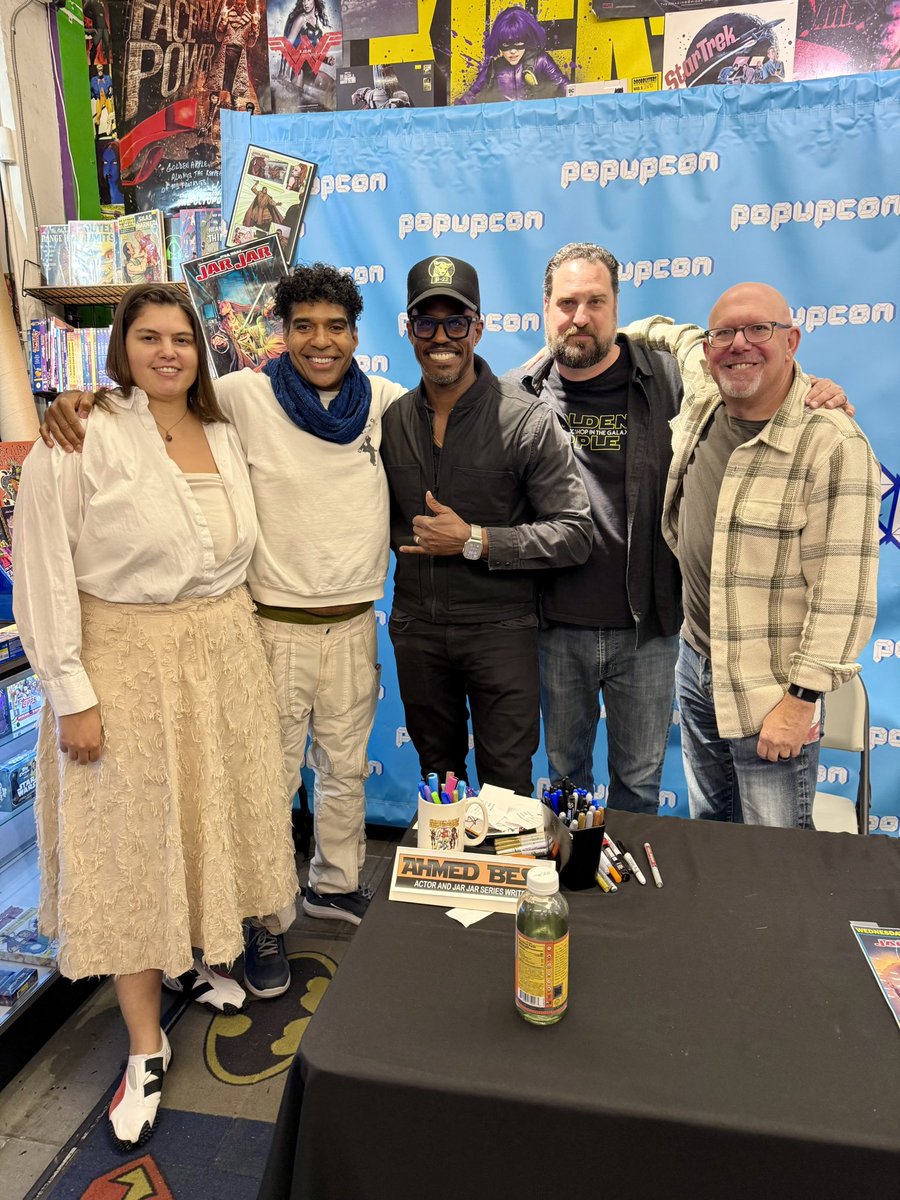 Had to support my BJJ Big Bro <a href="/ahmedbest/">Ahmed Best</a> and our buddy <a href="/marcguggenheim_/">Marc Guggenheim</a> for the launch signing of their new <a href="/starwars/">Star Wars</a> JAR JAR comic series <a href="/GAppleComics/">Golden Apple Comics</a>. <a href="/MarvelComicsHQ/">Marvel Comics</a> is doing great work with the franchise and pairing Ahmed and Marc will be the best yet. Video in am. #jarjar