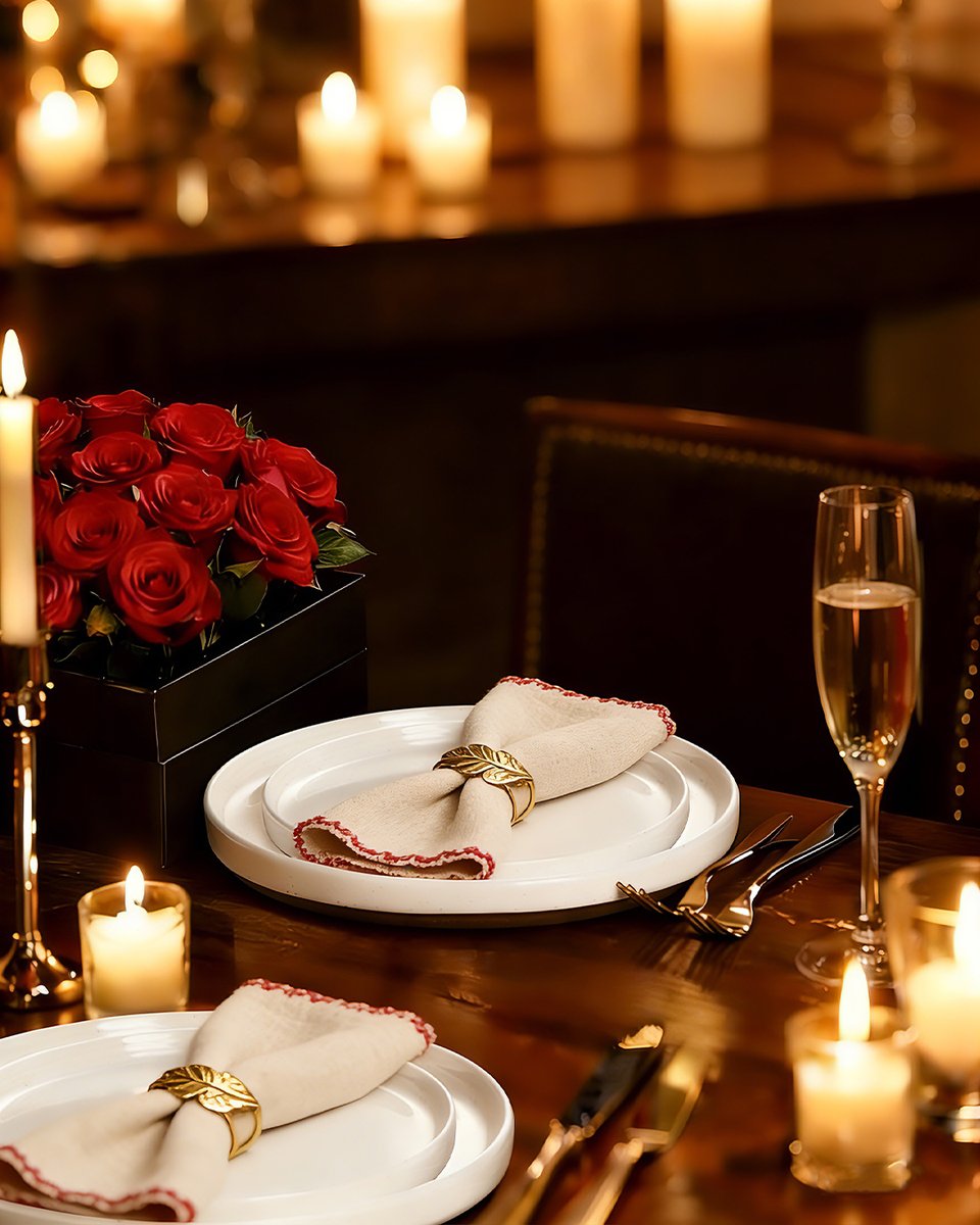 dowanceramics's tweet image. Valentine’s Day is made for candlelight and quiet conversations.

A few candles, a simple table, and a dinner made with care. 🤍🌹

This year, celebrate love in the little details — warm food, quiet moments, and a table that feels like home.

#dowanceramics #Dowangifts