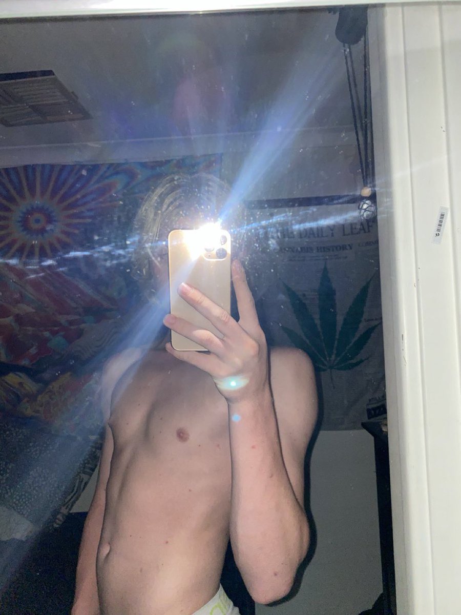 Rileywhitworth3's tweet photo. You can look, but can you handle it ? #trending #OF #Onlyfans https://t.co/1QGkhOT0UQ
