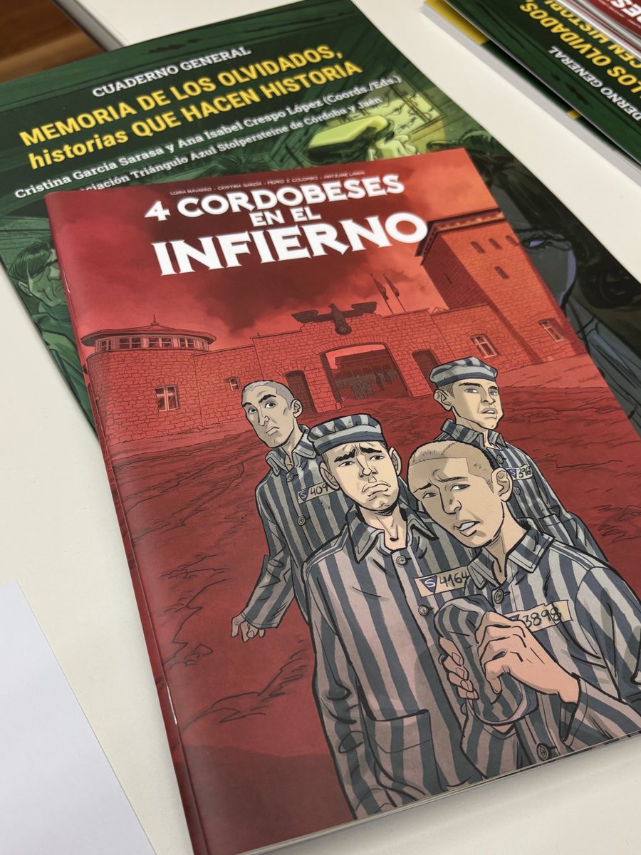 Reunión de trabajo con la asociación @trianguloazulde para conocer la valiosa labor de recuperación de la memoria democrática de cientos de deportados y deportadas andaluces en los campos de concentración nazis. 

 Hemos acordado impulsar diferentes acciones conjuntas 💪🏼