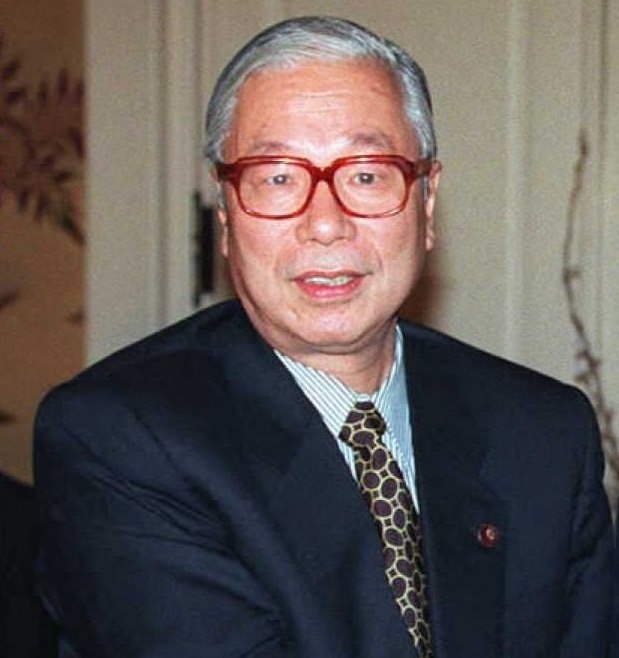 Bee_Democracy's tweet photo. 引き返すなら、今しかない。
今ならまだ「ほら見ろw」と笑われるだけで済む。

過ちを改むるに
はばかることなかれ https://t.co/25MOG6Dj8a