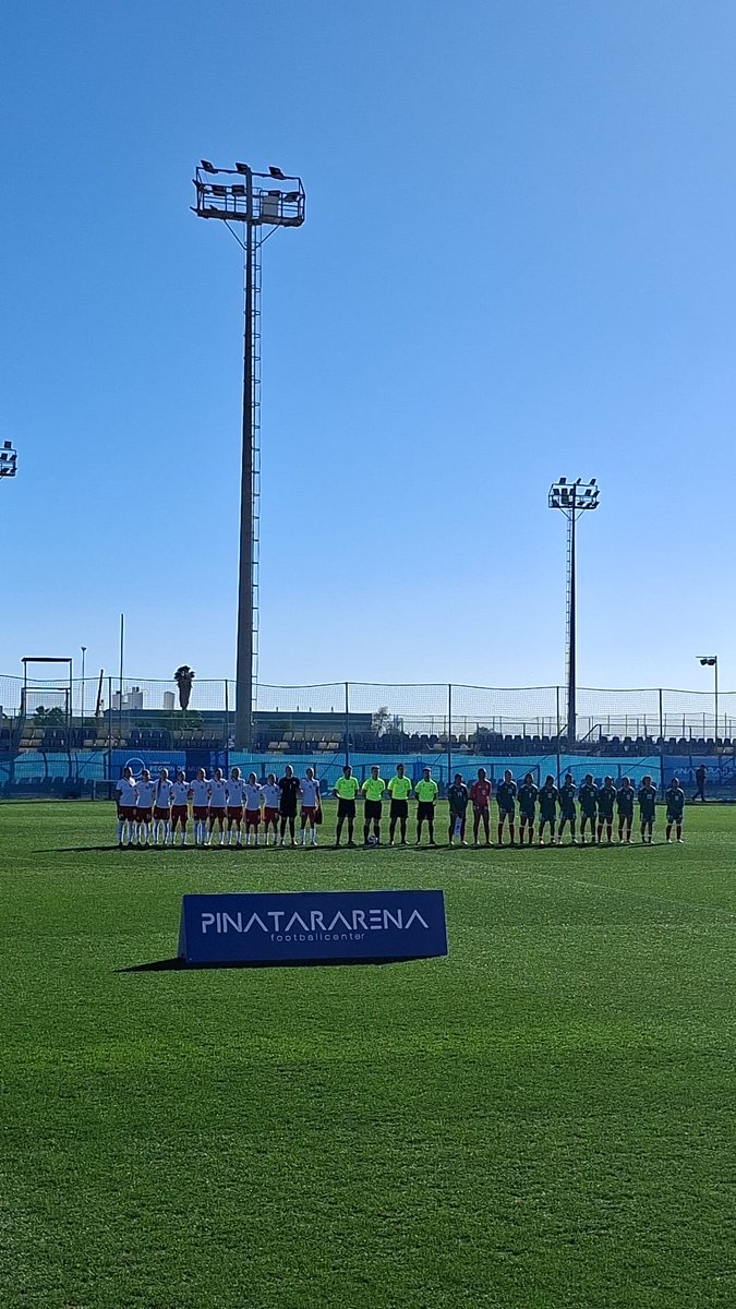 11 - Football Players tweet media