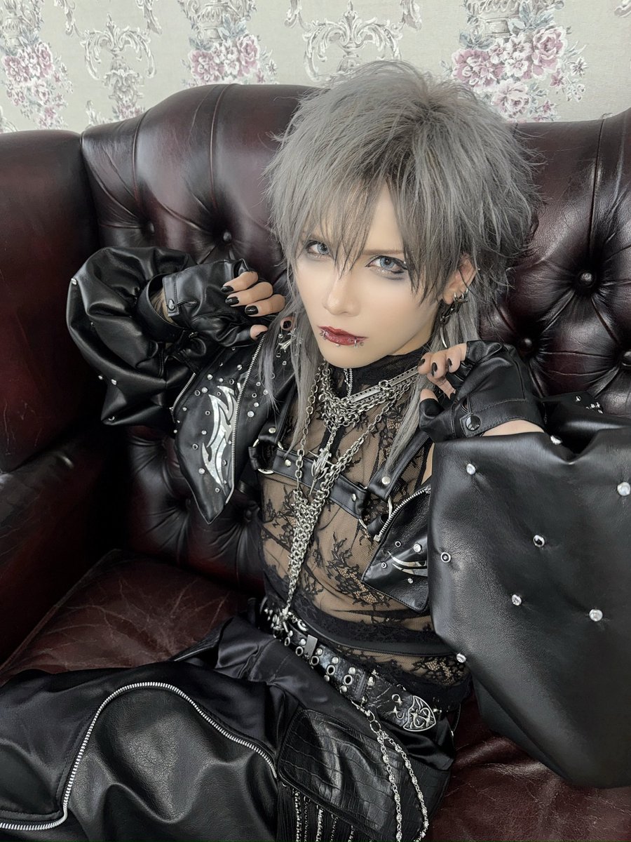 RT @royz_214_subaru: 拡大するんだろ