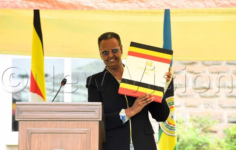 DDebie21812's tweet photo. 2025 UCE Results Are Here… Tomorrow!

The First Lady and Minister for Education and Sports, Mrs Janet Museveni, has approved Friday, 13th February, for the release of the 2025 Uganda Certificate .

#UCE2025 #NewVisionAt40 #CompetencyBasedCurriculum #VisionUpdates https://t.co/QhT0Jm2iXN