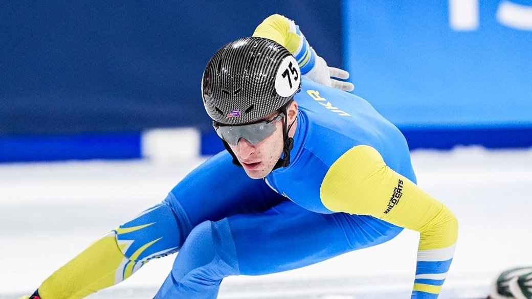 wartranslated's tweet photo. A third Ukrainian athlete has been banned from using his helmet. The International Skating Union did not allow Ukrainian short track skater Oleh Handei to compete in his own gear.

Handei told Ukrainian media that he was forced to change his usual equipment:

"I have a quote by Lina Kostenko on my helmet: ‘Where there is heroism, there is no final defeat.’ They banned it, saying it’s a political slogan, that it’s about the war, that it’s not allowed. I translated it word for word for them - no, they said it’s political. These are simply motivational words for me, for my team, and for my country. Why not? They said it’s political and it’s propaganda."
https://t.co/kZopsSqXFK