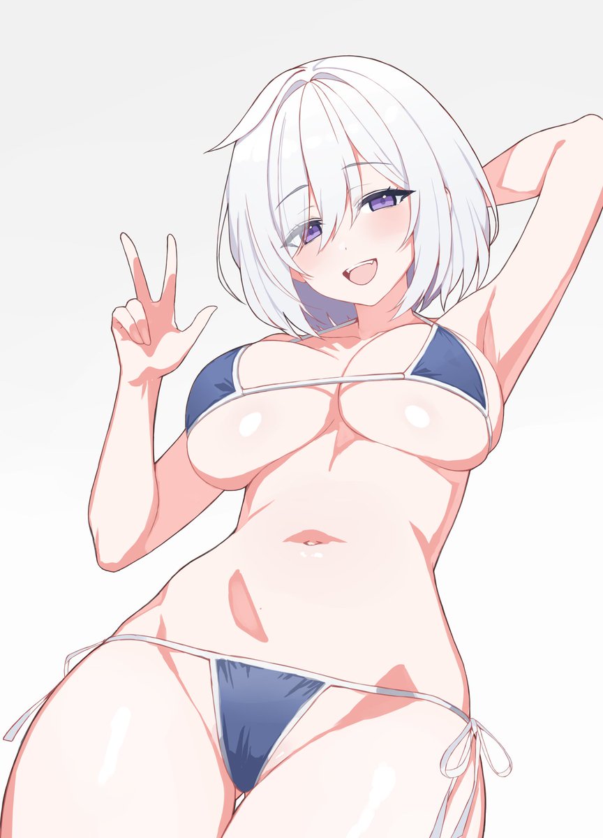 2月はマイクロビキニ 