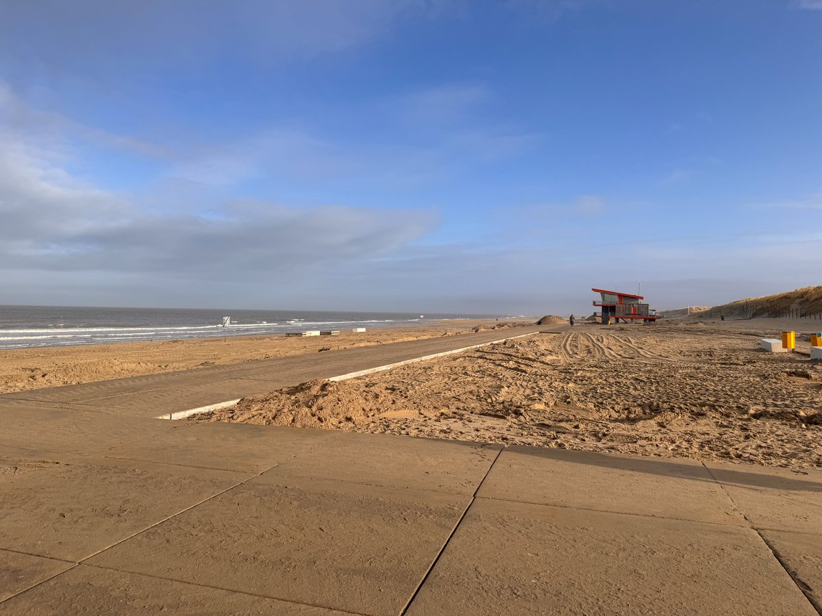 Rolstoelvriendelijk uitwaaien: Ter Heijde werkt aan toegankelijke kustlijn
#TerHeijde #strand #zee #wldebat 
westlandreport.nl/nieuws/rolstoe…