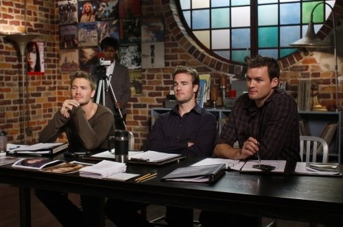 ChadSourceFr's tweet photo. Une pensée pour James VAN DER BEEK, l'acteur qui a incarné Dawson (la série dans laquelle Chad a fait ses débuts dans la 5ème saison) et qui a fait une apparition dans la 6eme saison de One Tree Hill, qui nous a quitté à l'âge de 48 ans 💖 https://t.co/vC3HtDAIBX
