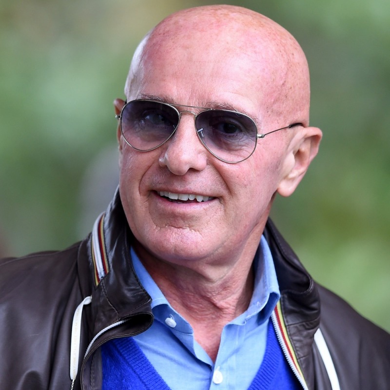 Fillipo Galli 🇮🇹 : Sacchi 🇮🇹 a changé le football italien

« Sacchi a été fondamental. On est entrés dans l’histoire non pour ce qu’on a gagné, mais comment on a gagné. Le Milan de Sacchi est un tournant : en Italie, il y a eu un football avant et après Arrigo Sacchi. »