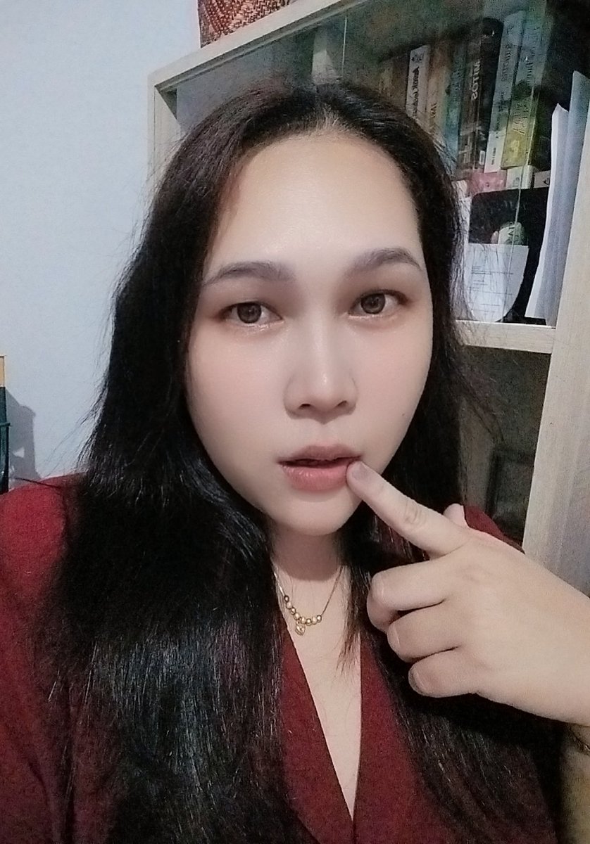 AbbruzziAnna's tweet photo. Boring gue... https://t.co/b9LgdFhjfS