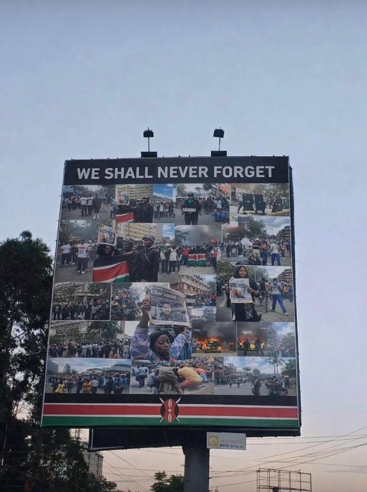 Naskia sai usipotaja Sifuna kwa post Alogarithm inakuonyesha dust 😂😂
Anyway WE SHALL NEVER FORGET ✊✊