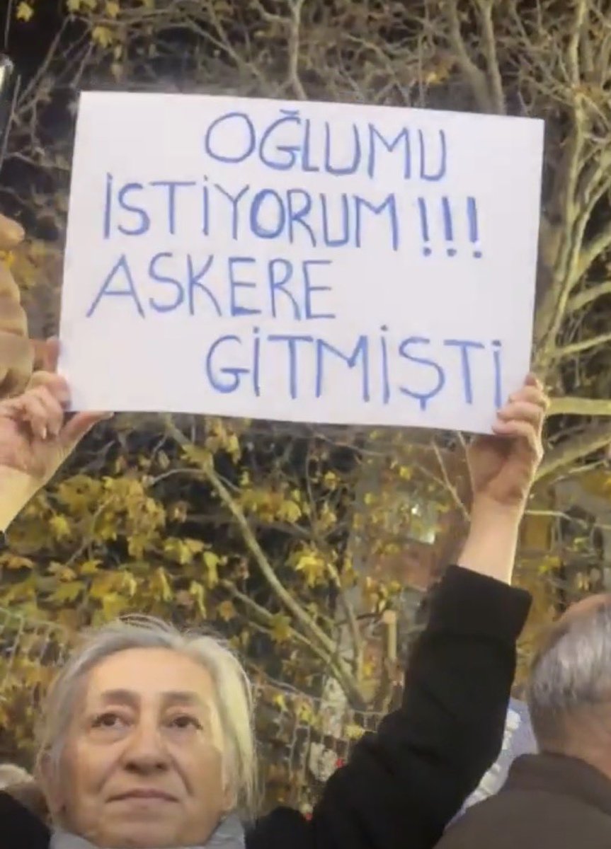 <a href="/Temmuz_Ayazi/">Nezahat Özcan</a> <a href="/emin_ekmen/">Mehmet Emin Ekmen</a> <a href="/avidrissahin/">Av. İdris Şahin</a> <a href="/avbulentkaya/">BÜLENT KAYA</a> Suç işlemeden, emir–komuta zincirinde kalan 
3 bin den fazla gencimiz ağırlaştırılmış müebbet yatıyor. 
Suç yok ceza ağırlaştırmış müebbet;
Çözüm bekliyoruz. 
#15Temmuzun309Mağdurları 
<a href="/Temmuz_Ayazi/">Nezahat Özcan</a>