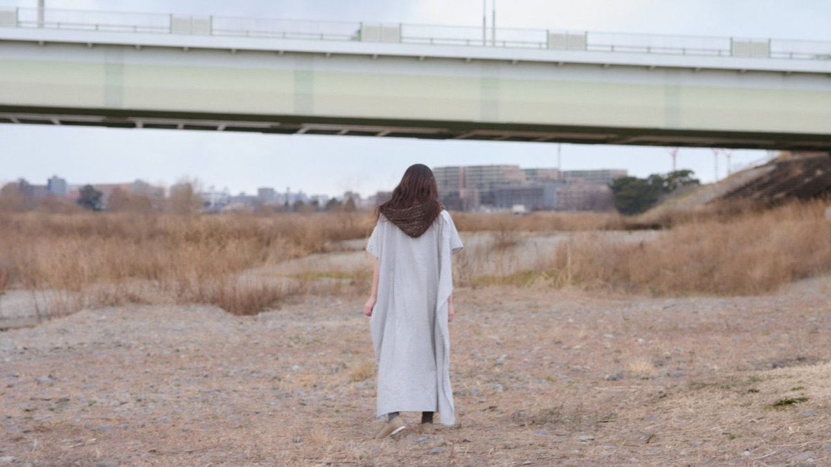 Negative_Pop's tweet image. 「Knowing you #01」
松田萌香 × 吉本実憂

model：吉本実憂
photo：松田萌香
stylist：渡邊友裕
hair&amp;amp;make：林真衣

本編はこちら👇
negativepop.net/production/kno…
#KnowingYou #吉本実憂 #松田萌香 #portrait #negapo