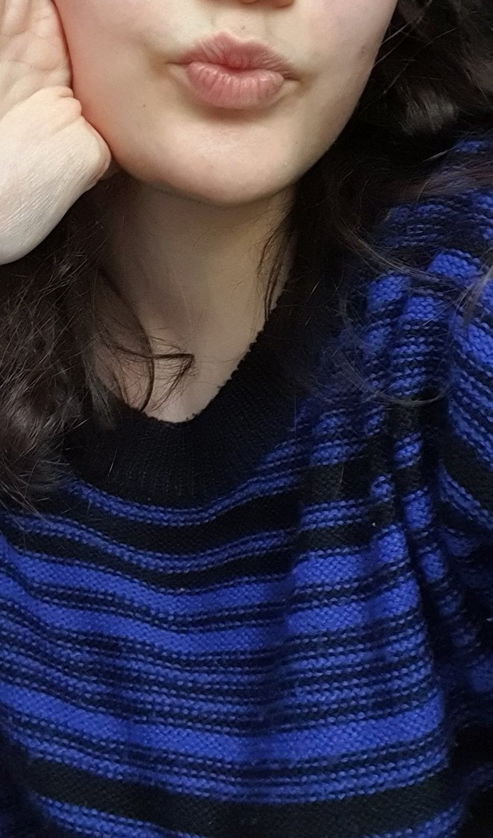 gothkittyirl's tweet image. 𓈒   ۪   #promotwt
   𓂃𓈒𓏸

        luna  ♡
        she / her  ⊹  02'
        eng  ·  mdni  ·  bi
        analog &amp;amp; polaroid 𓂃
        studying 𓆸
        league of legends ♡
        gym 5x a week ⊹

   𓈒𓏸
#egirltwt #gymtwt #gamingtwt #leagueoftwt #moots