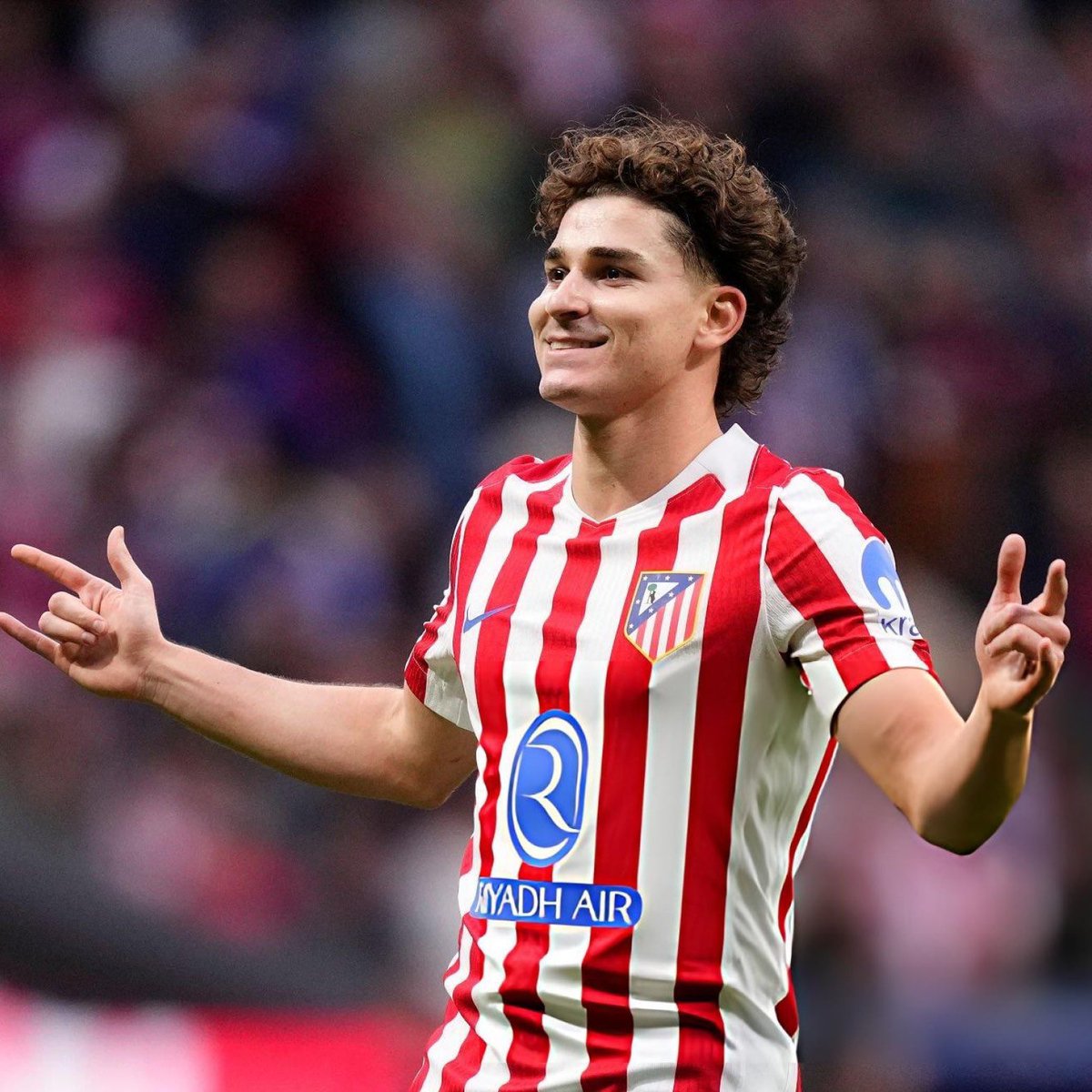 REY CHOLO tweet media