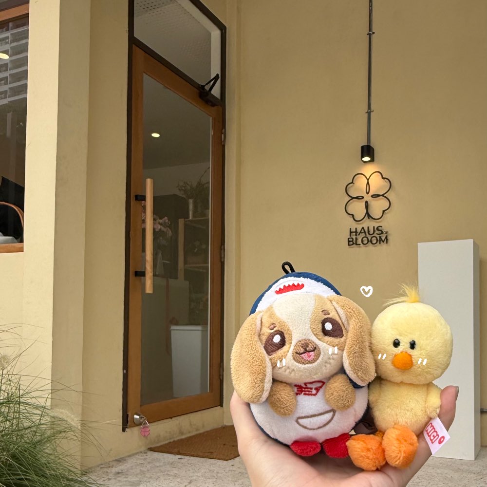 💐🥚🤏🏻 #est_rvp #hausofbloom