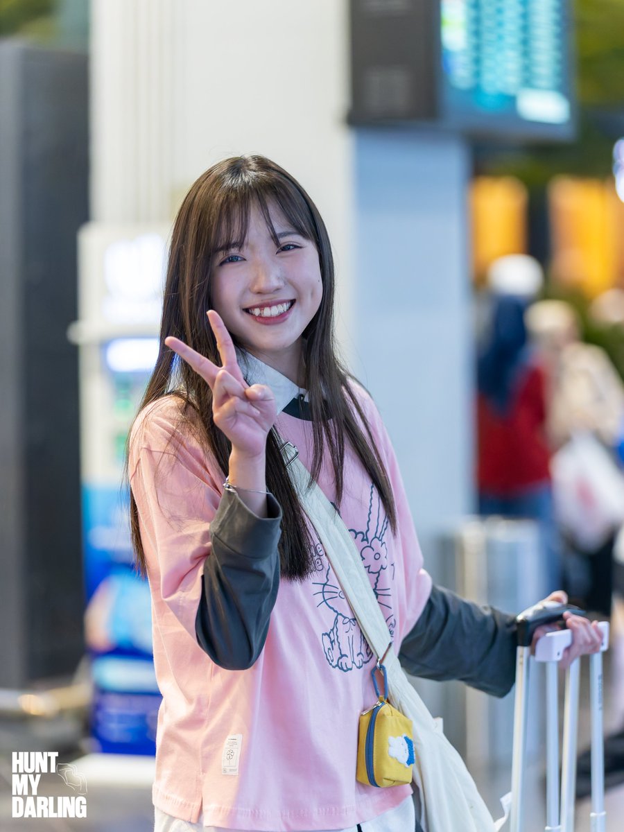 Desember - Efek Rumah Kaca | <a href="/Gracie_JKT48/">Grace Octaviani</a>
