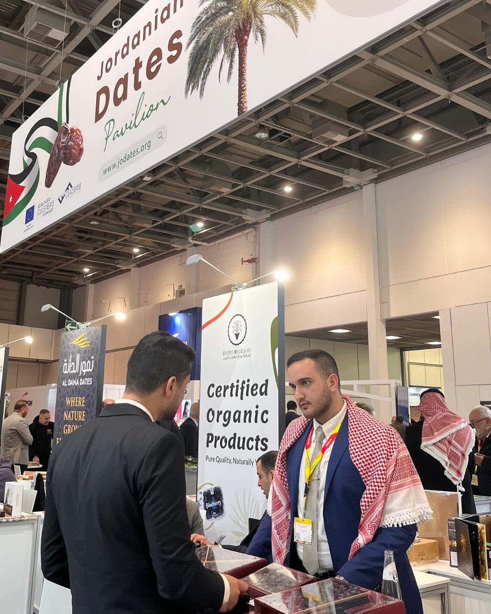 Leaders International tweet media